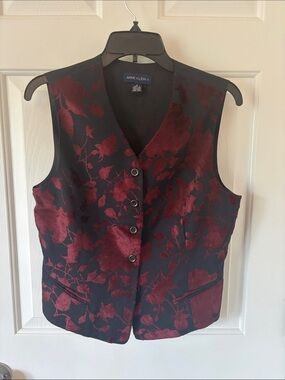 Anne Klein Black and Burgundy Floral Jacquard Vest
